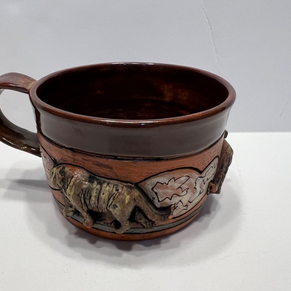 Vintage Mug LELAND SHAW STUDIO ART POTTERY 3D  Pottery signed lion - Picture 4 of 7